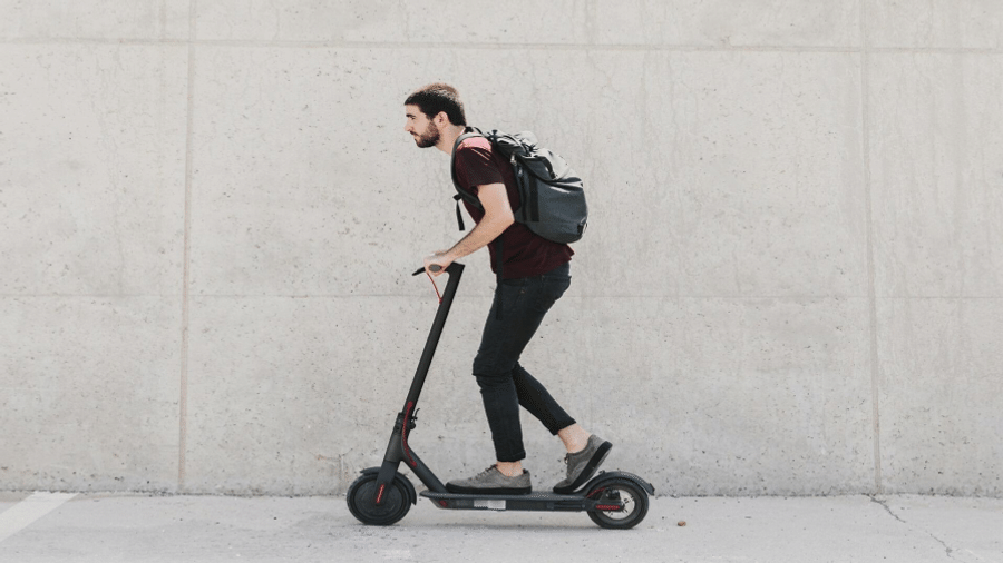 Capa do artigo Melhores patinetes elétricos para comprar em 2022