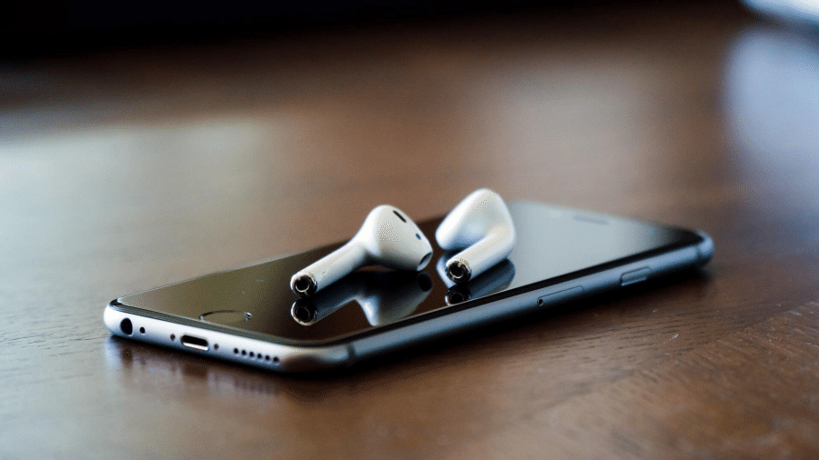 Capa do artigo 10 melhores fones de ouvido intra-auriculares para comprar em 2021