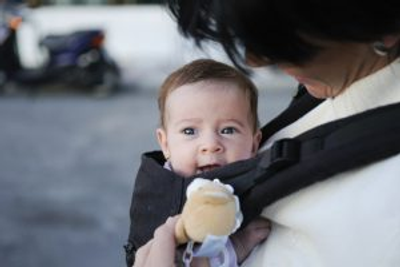 Capa do artigo Como escolher um canguru para bebê ideal?