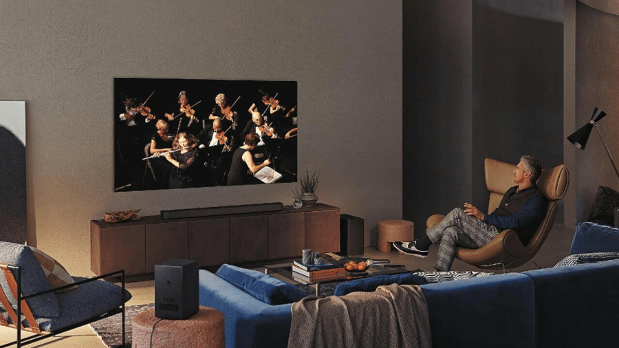 Capa do artigo Smart TV 8K: vale a pena investir nos modelos em 2022?