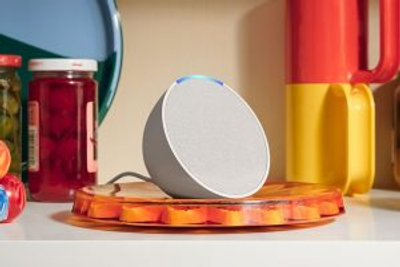 Capa do artigo Echo Pop é bom? Smart speaker de entrada possui visual clean